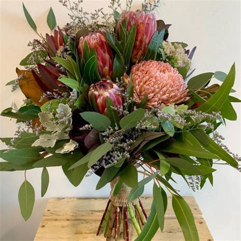 cairns florist same day delivery.